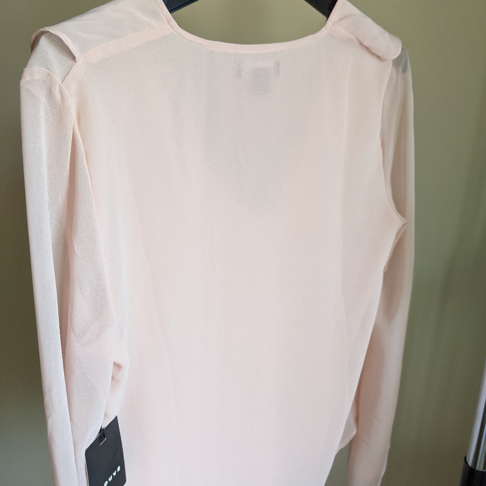 Top - Picture 4 of 4